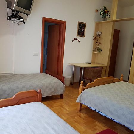 Prenociste Klas Pleternica Ruang foto