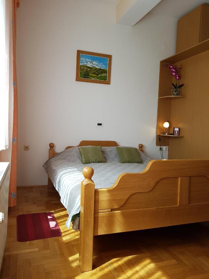 Prenociste Klas Pleternica Bagian luar foto