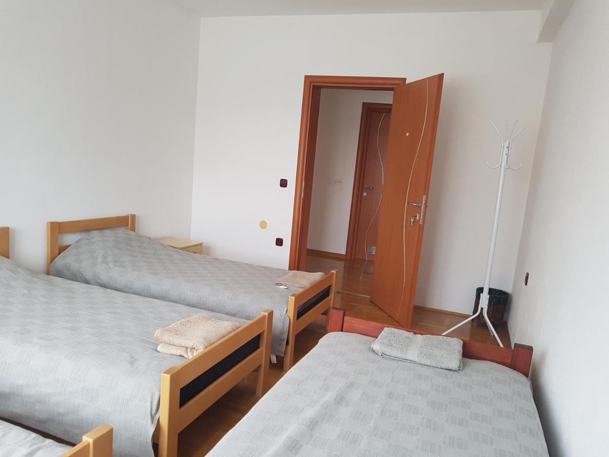 Prenociste Klas Pleternica Ruang foto