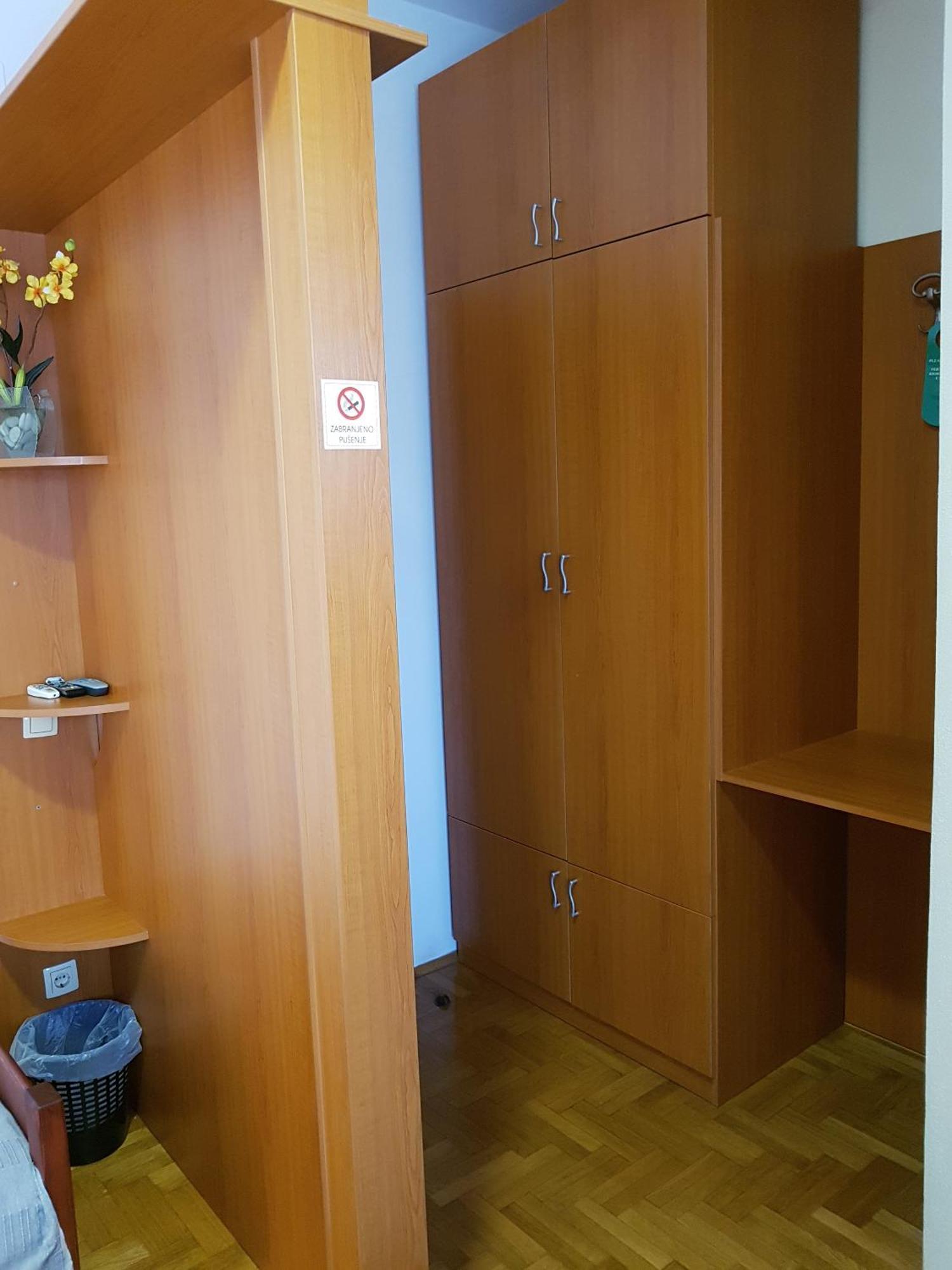 Prenociste Klas Pleternica Ruang foto
