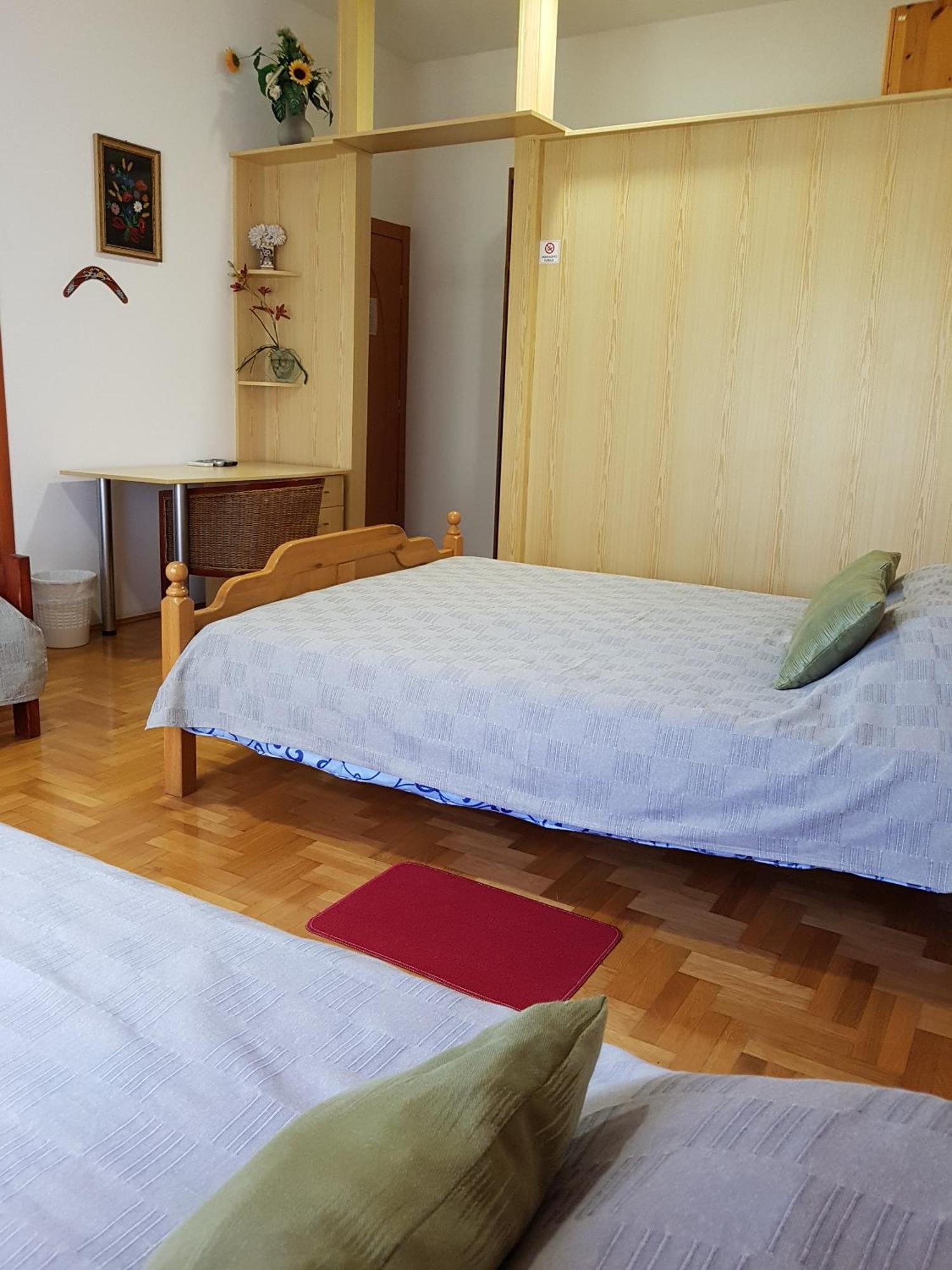 Prenociste Klas Pleternica Ruang foto