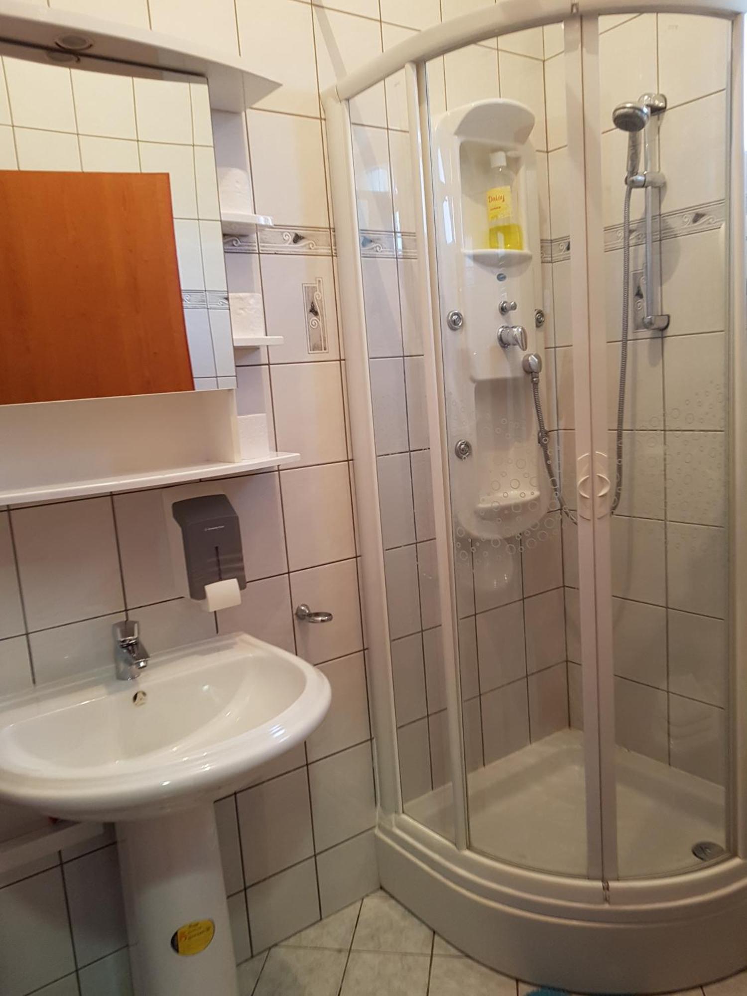 Prenociste Klas Pleternica Ruang foto