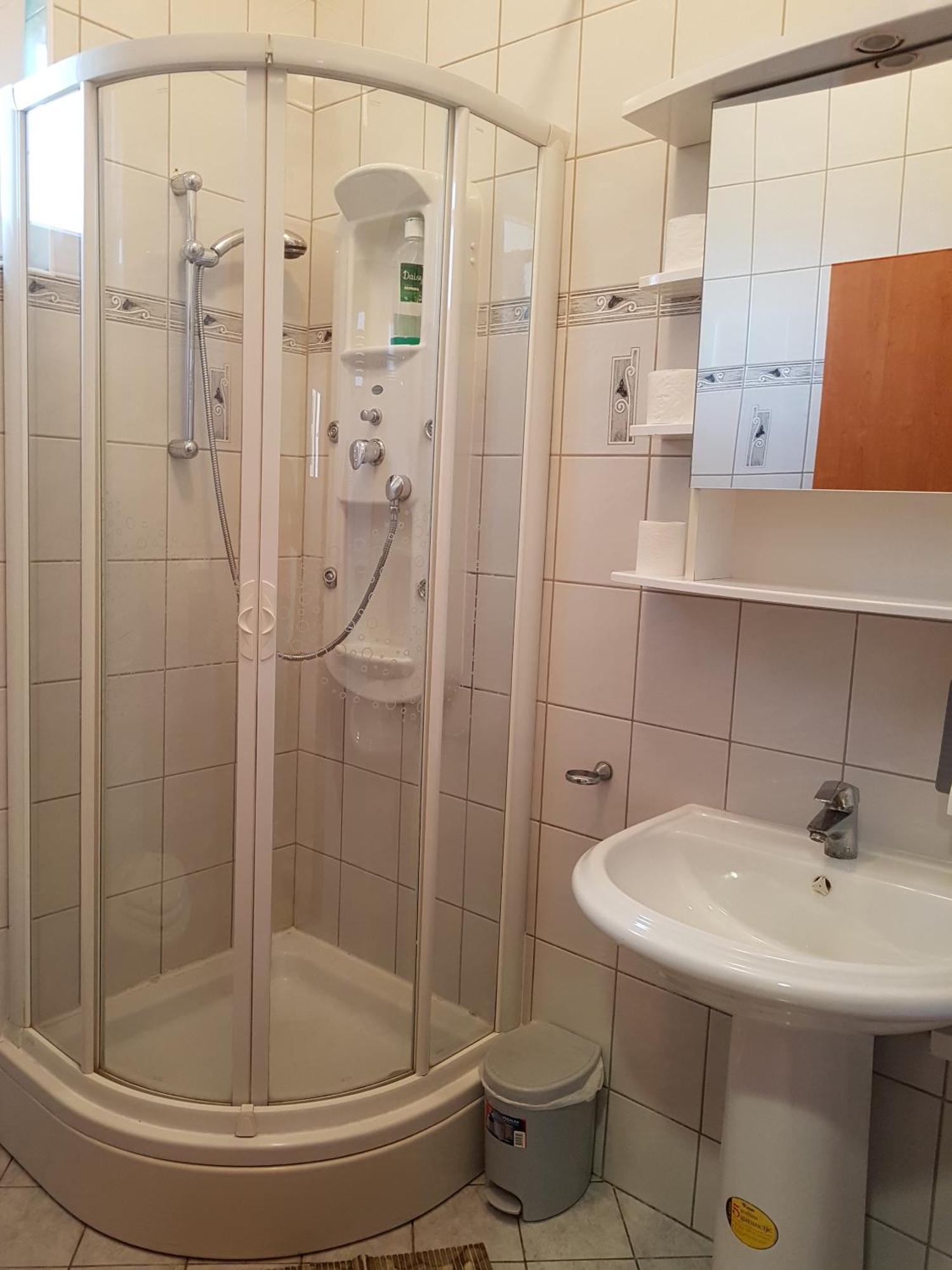 Prenociste Klas Pleternica Ruang foto